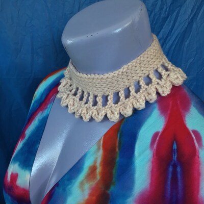 Pale Pink Petal Choker, Crochet Jewelry - image4